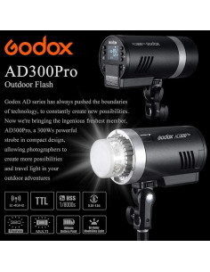 Flash Estroboscópico Godox AD300Pro 300Ws con Batería y Soporte 2