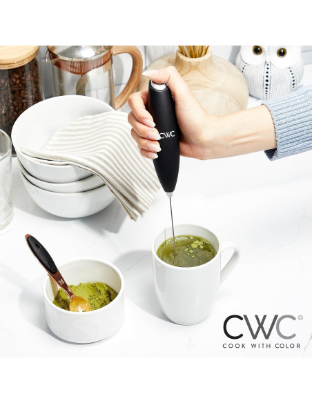 Batidor de Huevos y Espumador de Leche Cook With Color Negro