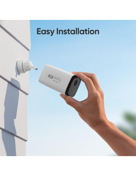 Cámara Inalámbrica eufy SoloCam C210 2K con Panel Solar