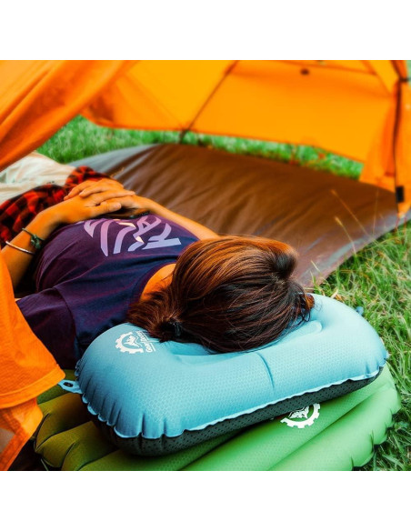 Almohada Inflable Camping Gear Doctors Azul 30.5x43.2cm