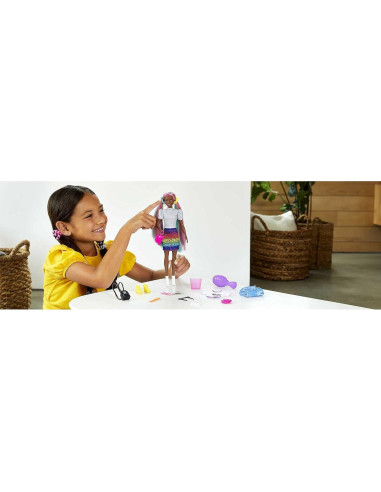 Muñeca Barbie Leopardo Pelo Arcoíris Mattel 30.4 cm con Accesorios