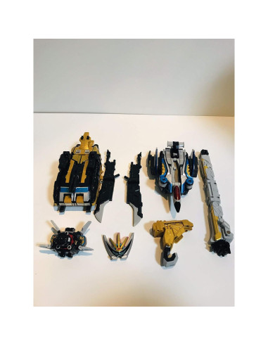 Conjunto DX Buster Hercules Bandai Go Buster 1.24 kg