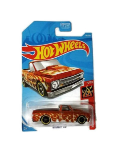 Hot Wheels Chevy C10 '67 Naranja Óxido 1:64 Die-Cast