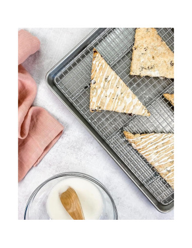 Bandeja para Hornear Media USA Pan + Rejilla Enfriadora