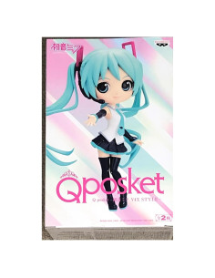 Estatuilla Hatsune Miku V4X Banpresto 13.97 cm Licenciada