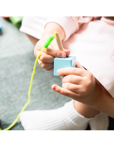 Set de Cuentas para Enhebrar Montessori y Yo - 54 Piezas