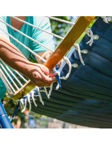 Hamaca Exterior Sunnydaze Doble con Barra Curvada Azul y Gris