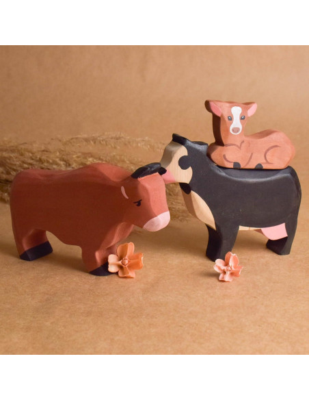 Juego de Animales de Granja de Madera 3 Piezas Toro Vaca Ternero