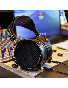 Auriculares Audeze LCD-X Magnéticos Planos sobre la Oreja 2