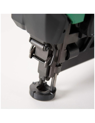 Clavadora de Acabado Inalámbrica Metabo HPT 18V 16 Gauge