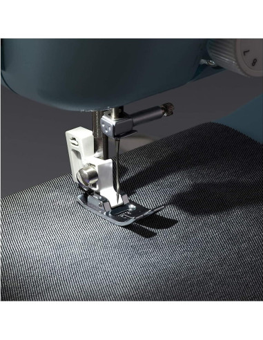 Máquina de Coser Brother RLX3817A 17 Puntadas + 36 Bobinas