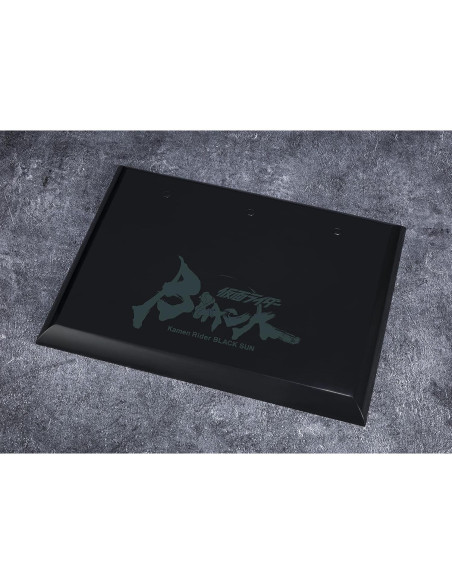 Figura de Acción Kamen Rider Black SUN BANDAI 15 cm con Pedestal