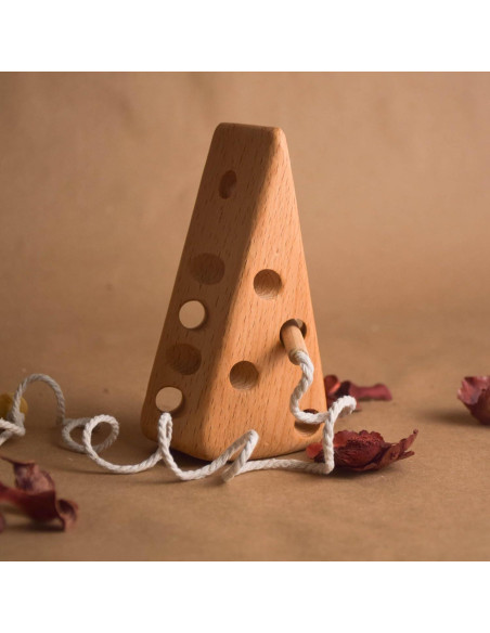 Juguete de Enhebrar de Madera Montessori Queso 20x7x8 cm