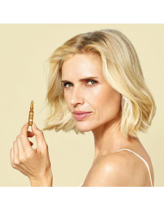 Suero de Vitamina C y Ácido Hialurónico ISDIN 20 ml 2