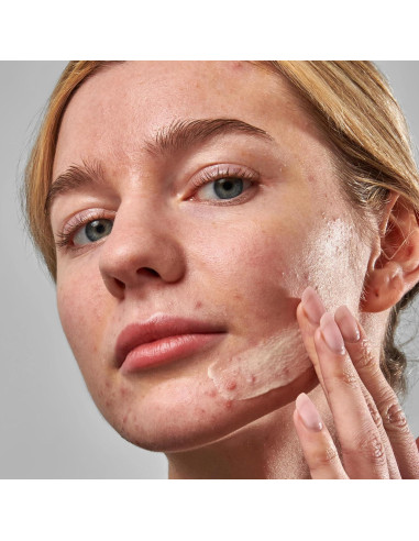 Hidratante The INKEY List Novoretin 2% 50 ml para Acné