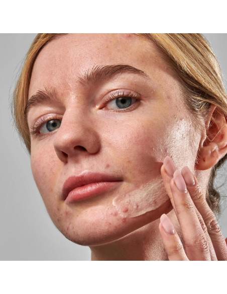 Hidratante The INKEY List Novoretin 2% 50 ml para Acné