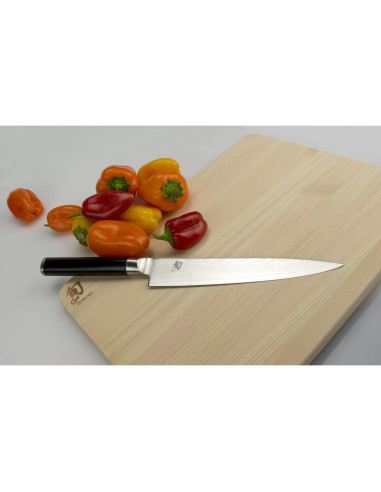 Cuchillo Utilitario Shun 15 cm y Tijeras Multiusos Kai