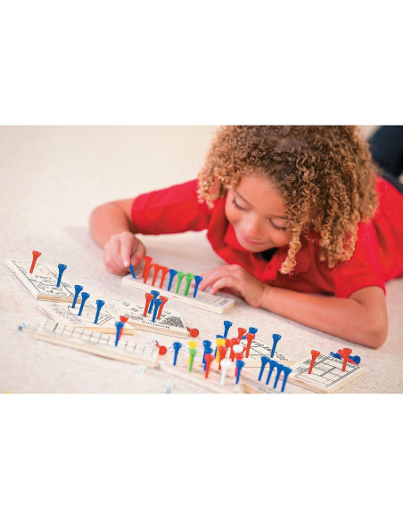 Paquete de Juegos de Tablero de Clavos de Madera Fun Express - 12 Juegos Clásicos