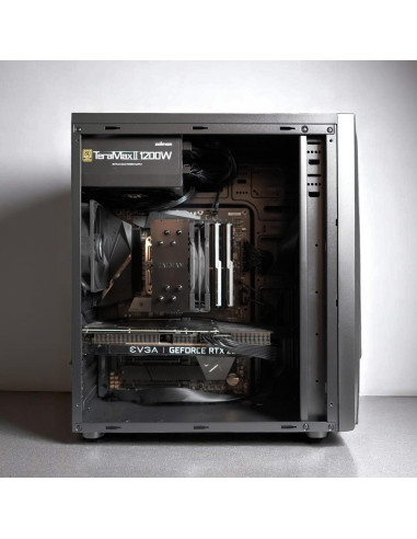 Caja de PC Gaming Zalman Raven ATX - RGB, Vidrio Templado, 120mm