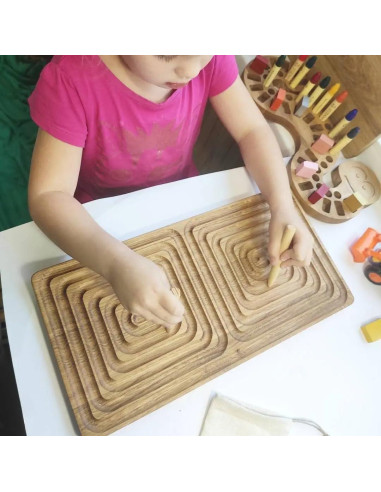 Tablero Montessori Interhemisférico Educativo con Canicas