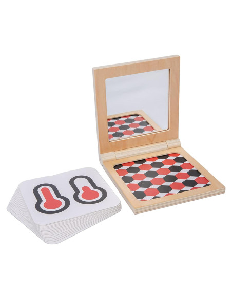 Tarjetas Montessori en Blanco y Negro con Marco de Madera y Espejo