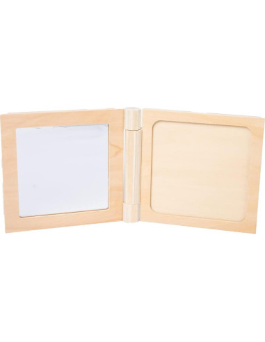 Tarjetas Montessori en Blanco y Negro con Marco de Madera y Espejo