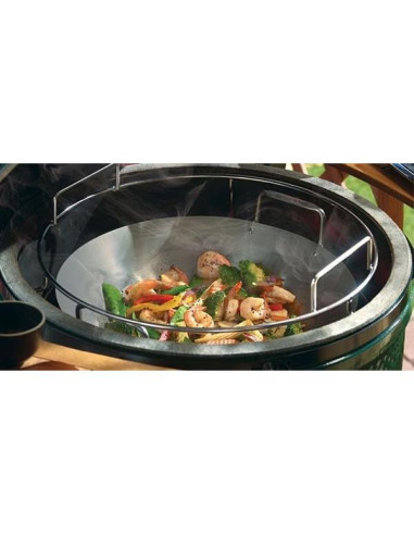 Wok de Acero al Carbono Big Green Egg 45.7x40.6cm con Espátula