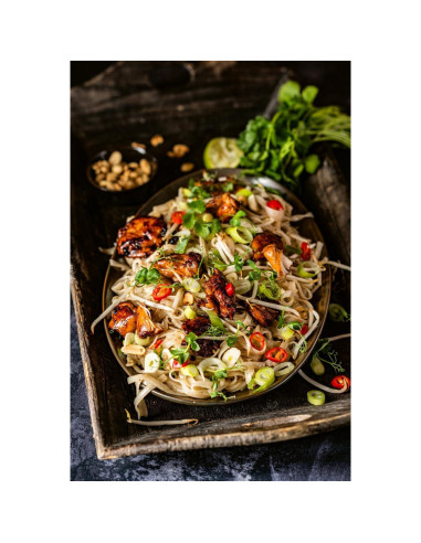 Wok de Acero al Carbono Big Green Egg 45.7x40.6cm con Espátula