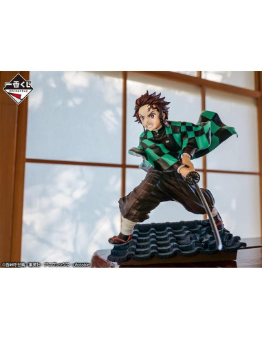 Figura Coleccionable Tanjiro Kamado Bandai Spirits 14 cm
