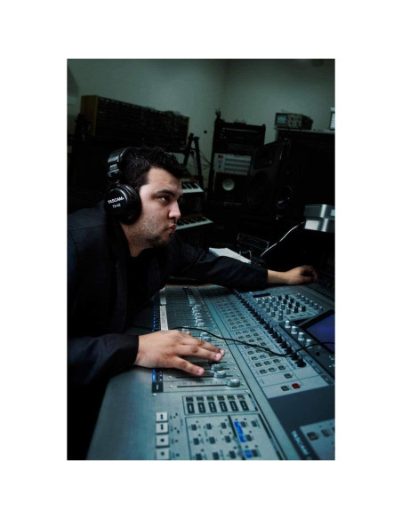 Paquete TASCAM DR-07X Grabador Portátil + Auriculares TH-02-B