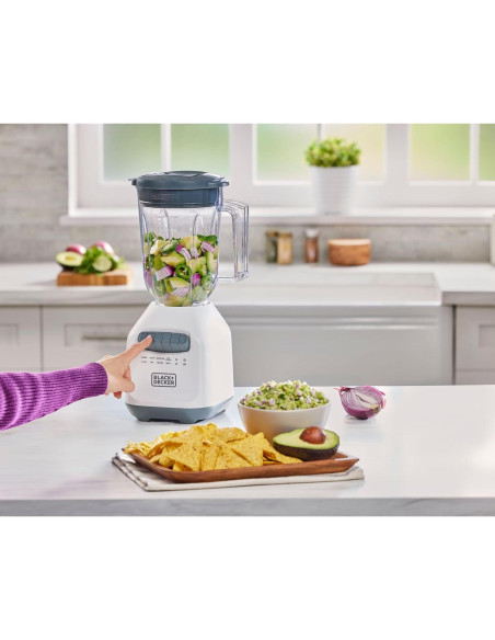Licuadora BLACK+DECKER 750W Jarra 1.65L 8 Velocidades Blanca