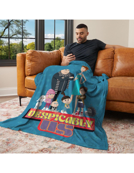 Manta de Nubes Despicable Me 4 Northwest 127x152 cm Suave