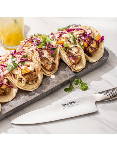 Set de Cuchillos Global: Chef 20 cm y Pelar 7.6 cm 2