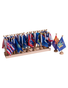 Soporte de Bandera de Madera Montessori con 50 Banderas de EE. UU.