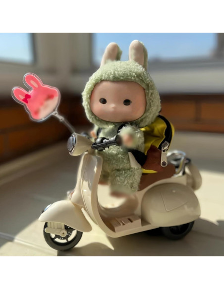 Juguete Scooter Acrobático Liotww con Luz y Música - Blanco Roto