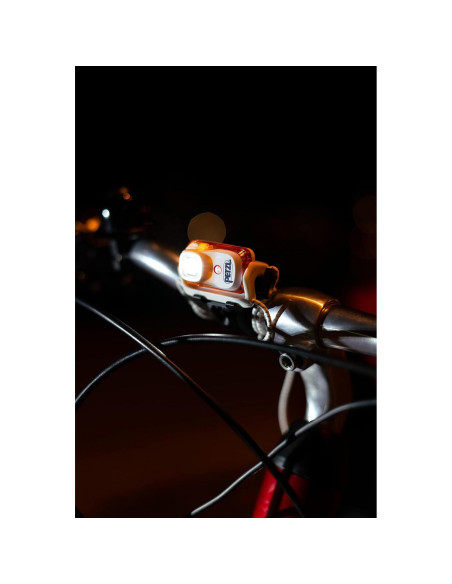 Linterna Frontal PETZL Bindi 200 Lúmenes Recargable Esmeralda Linterna Frontal PETZL Bindi 200 Lúmenes Recargable Esmeralda