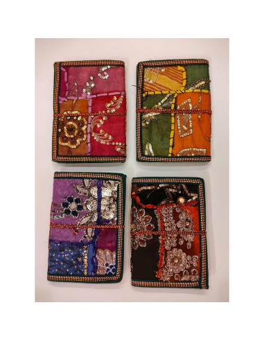 Diario Refillable Hecho a Mano de Tela Sari 10x15 cm