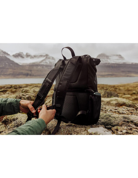 Mochila Enfriadora Tarana ONIVA Reciclada 27.2L Negro Carbón Mochila Enfriadora Tarana ONIVA Reciclada 27.2L Negro Carbón