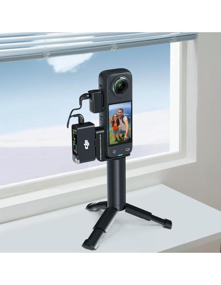 Soporte de Micrófono CYNOVA para Insta360 X4/X3 con Cable 3.5mm