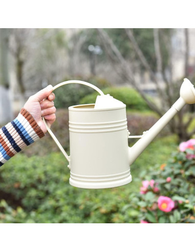 Regadera de plástico OKREK 1.89L marfil para plantas interiores