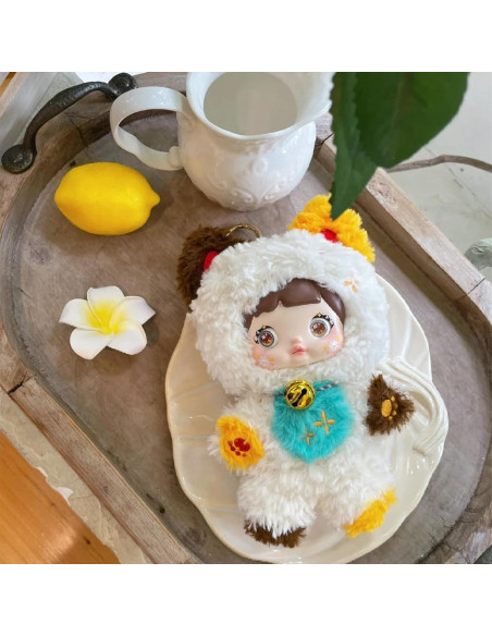 Muñeca de Peluche CALEMBOU Kawaii Nommi 16-18 cm Sorpresa