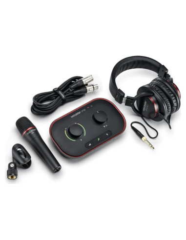 Focusrite Vocaster One Studio - Interfaz de Podcasting con Micrófono DM1 y Auriculares HP60v