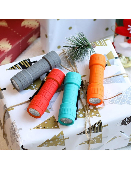 Juego de 4 Linternas LED FASTPRO 9 LED 30 Lúmenes con Baterías