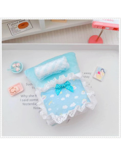 Cama de Muñeca Azul VVQUI 17cm con Bordes de Encaje 2