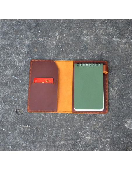 Cubierta de cuero YIYUS para cuadernos 10.16x15.24 cm marrón