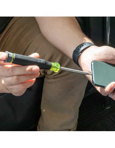 Destornillador de Precisión Klein Tools 27-en-1 para Apple