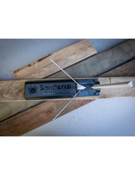 Afilador Spyderco Tri-Angle Premium con DVD y piedras cerámicas