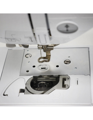 Cubierta de Bobina para Máquinas de Coser Brother y Babylock XC2369051