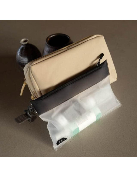 Bolsa de Aseo Transparente Gravel Aprobada por TSA 25.4x15.2cm