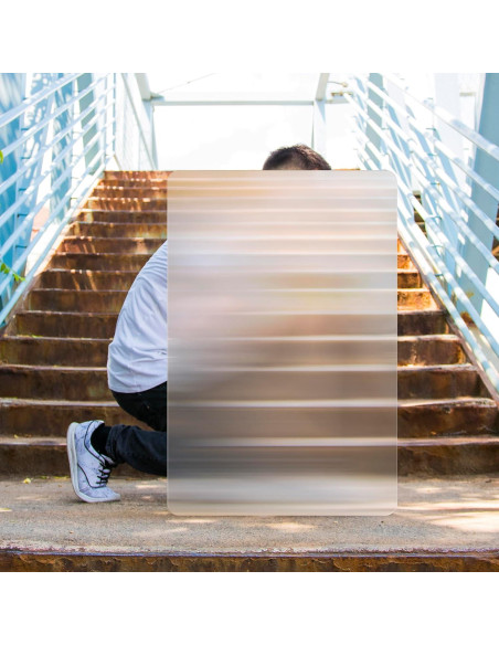 Escudo de Invisibilidad OWLHAUS 43.18x33.02cm con Mangos